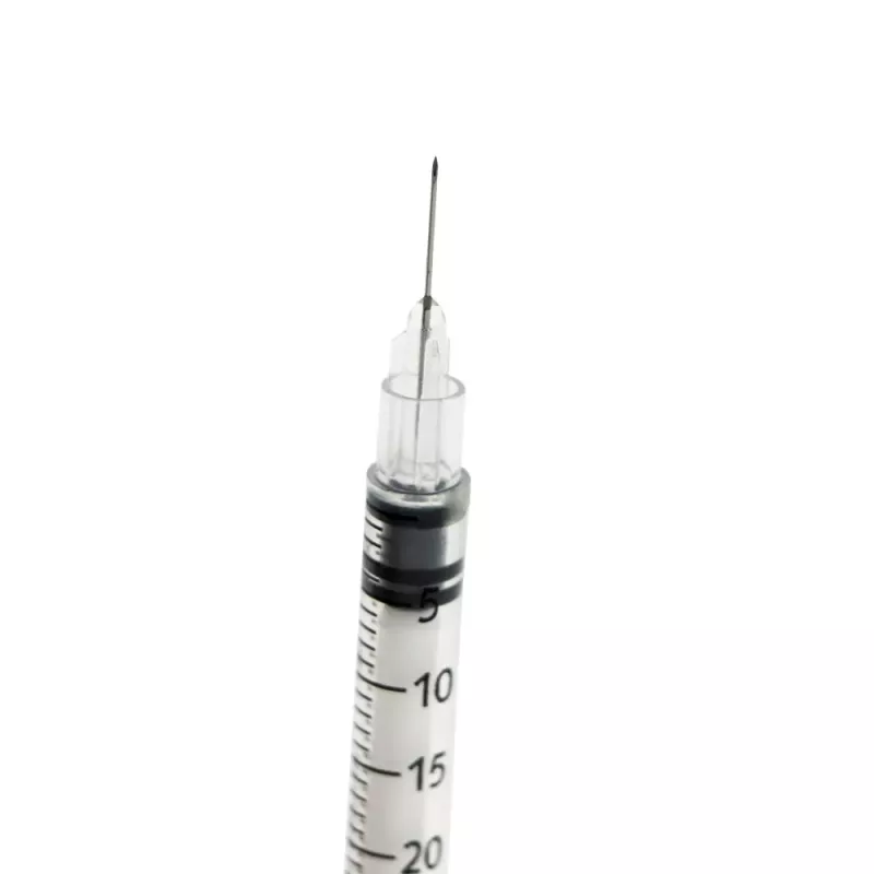 Strzykawka insulinowa 0.5 ml U-100 z wtopioną igłą 0,3x8mm Strzykawka insulinowa 0.5 ml U-100 z wtopioną igłą 0,3x8mm